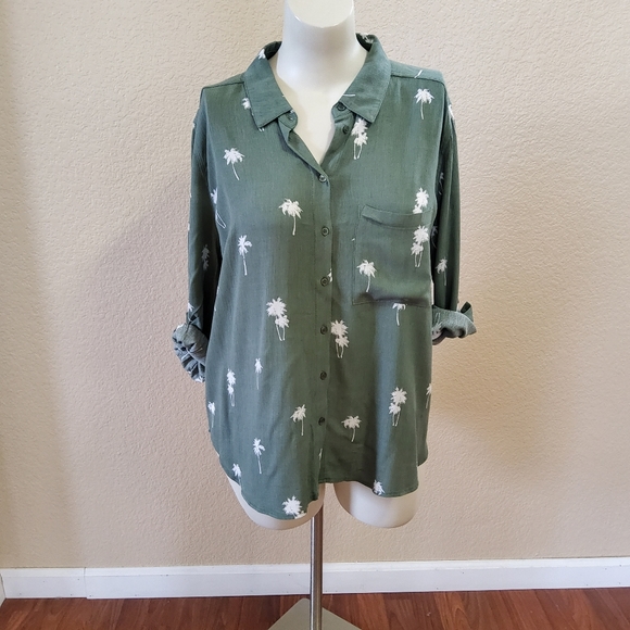 Market & Spruce Button Down Floral Palm Tree Print Shirt Size L Green New - Picture 4 of 8